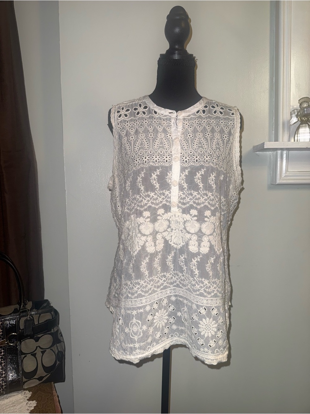 Johnny Was White Eyelet Lace Sleeveless Camisole